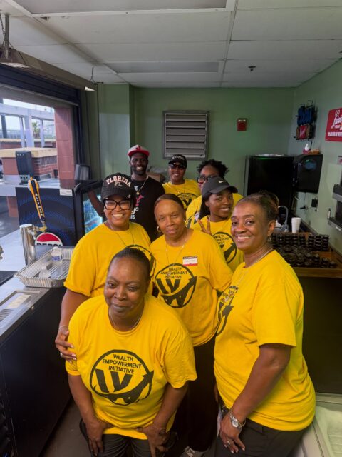 Another day of volunteering at @jaxshrimp. This time in the smokehouse stand. It is great when we can be to there getting the job done and enjoy the time together. 

Swipe to see the fun faces. 

Interested in volunteering go to link in bio. 

#wealthempowermentinitiative #community #volunteer